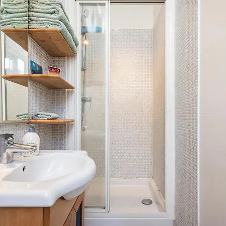 Le Ptit Havrais A 2 Min A Pied De La Debut D'annee